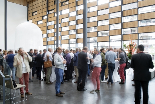 Conférence de sensibilisation à l'art contemporain