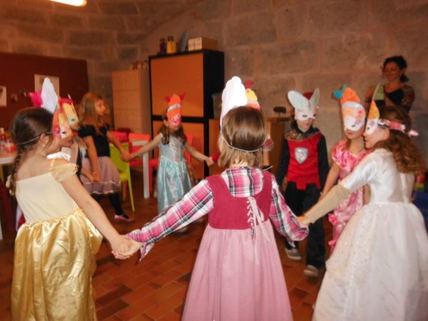 Atelier masques et danse